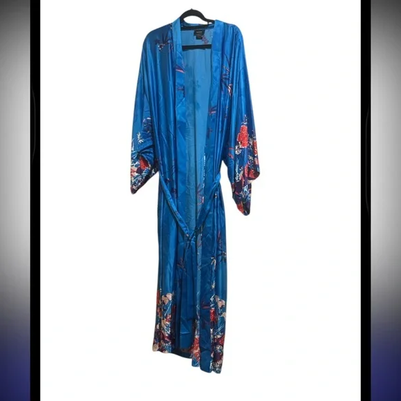 Natori blue cherry blossom robe size large - Picture 2 of 4